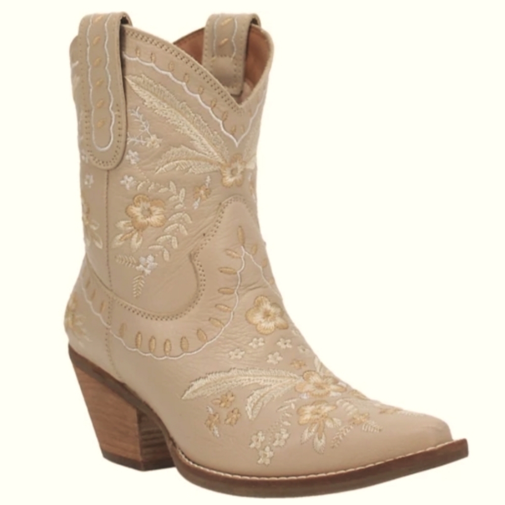 Dingo Tan Embroidered Heeled Boots